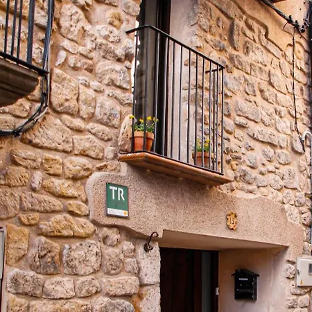 Holiday home La Casa Del Castell *